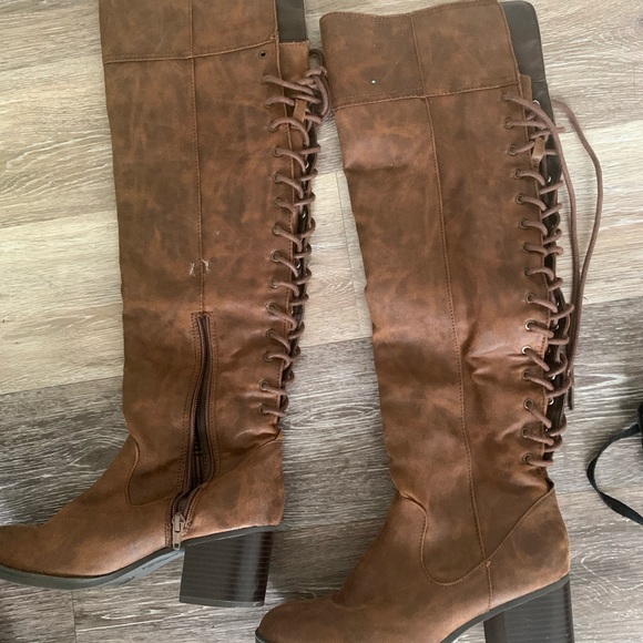 Thigh high boots - Picture 2 of 2